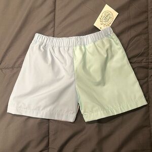 The Beaufort Bonnet Company. NWT. Boys shorts. Size 4T